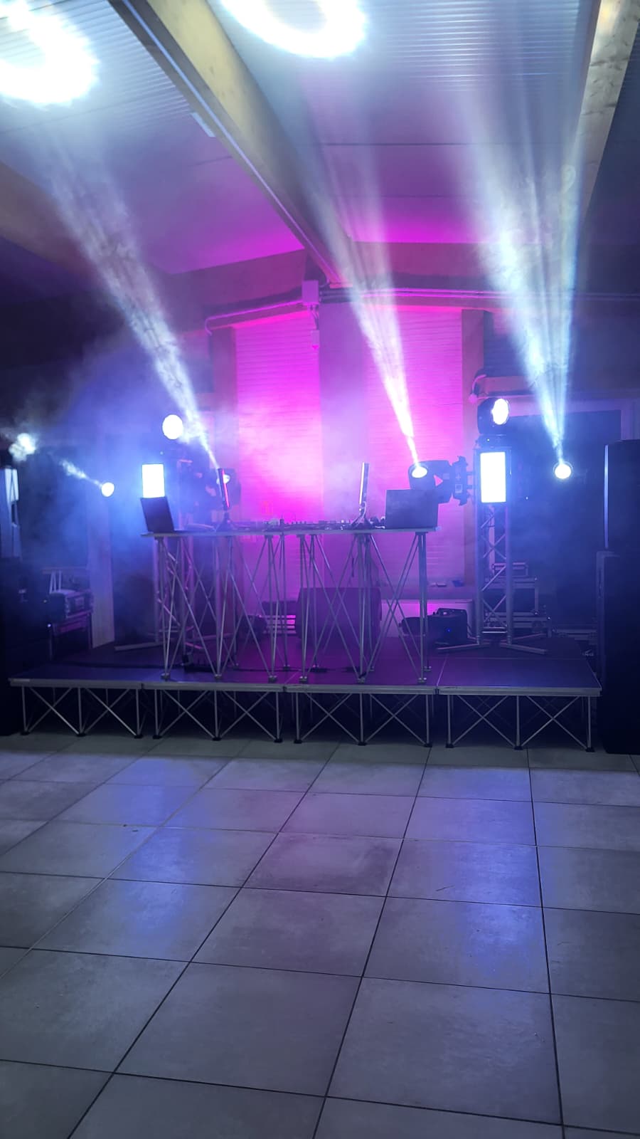 Luci motorizzate a noleggio